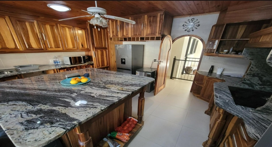 4 Bedroom Property for Sale in Bonnie Doone Eastern Cape